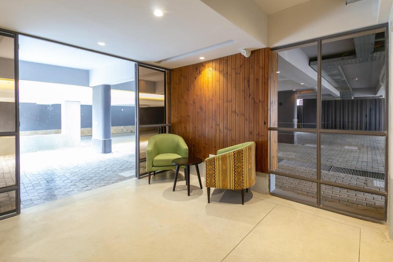 Kozi Suites Nairobi Airport Syokimau Екстериор снимка